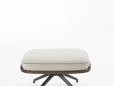 Cuna Lounge Pouf by Porada