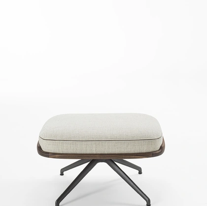 Cuna Lounge Pouf by Porada