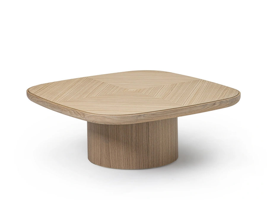 Enook coffee table in wood by Porada