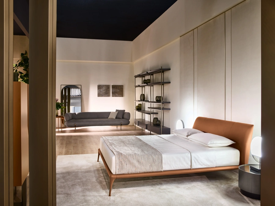 Modern leather bed Iseo 24 by Cantori.
