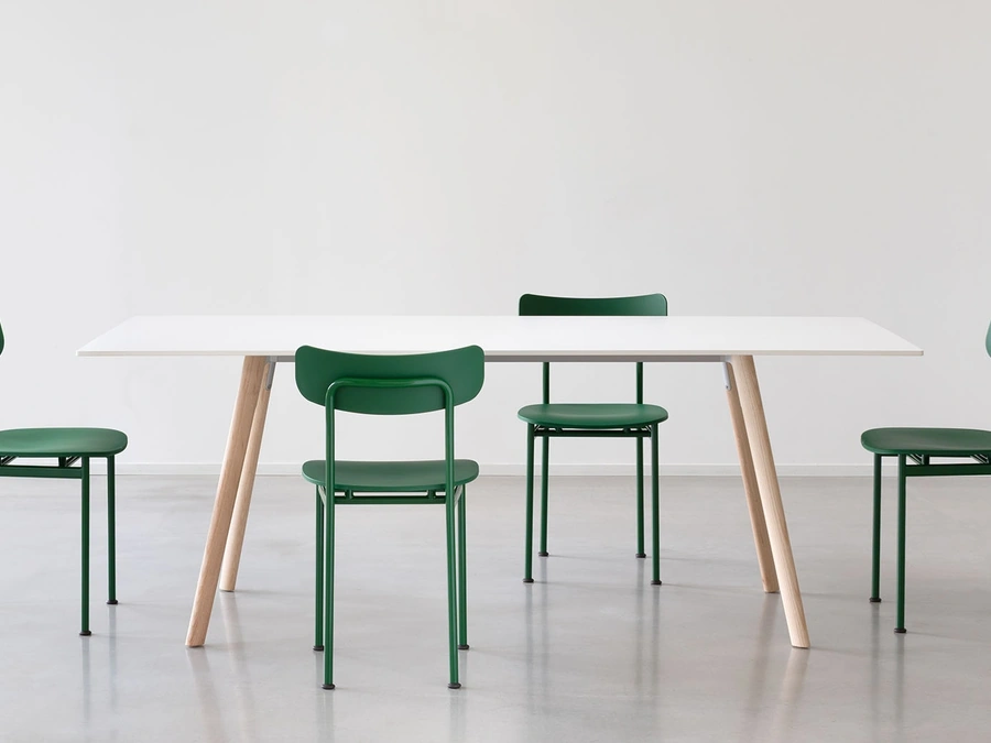 Magis Motta chair in polypropylene