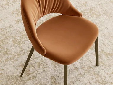 Nova Chair in Bontempi fabric