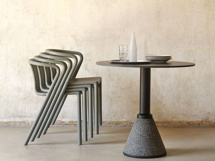 RE Air-Armchair by Magis