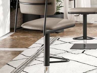 Logan stool by Ozzio