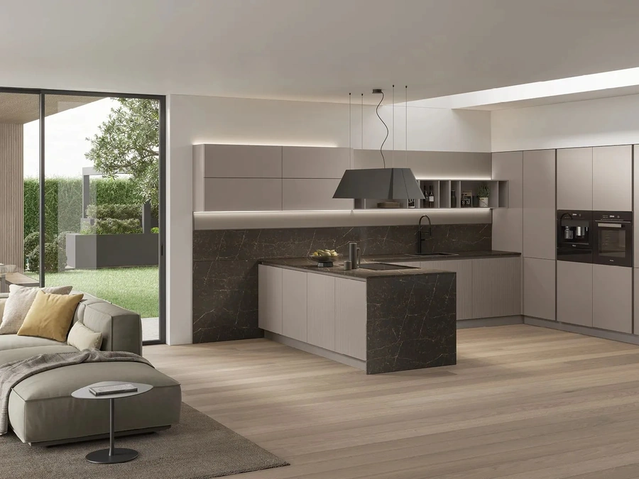 Modern Kitchen with peninsula Color Trend 03 by Stosa