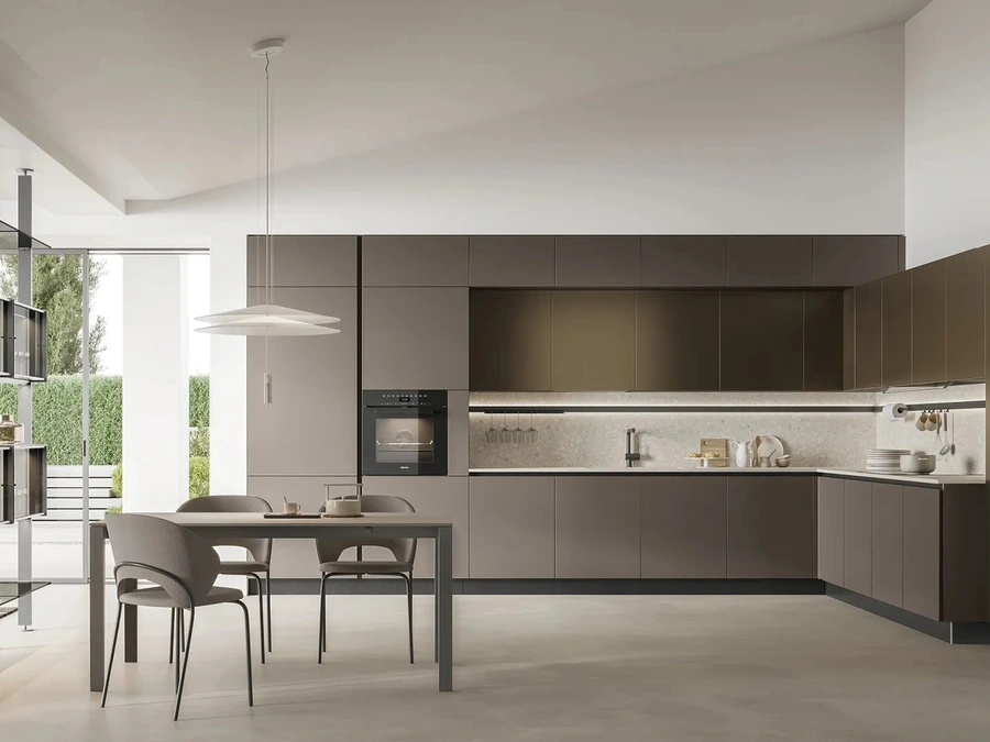 Modern angular Aliant 03 kitchen by Stosa