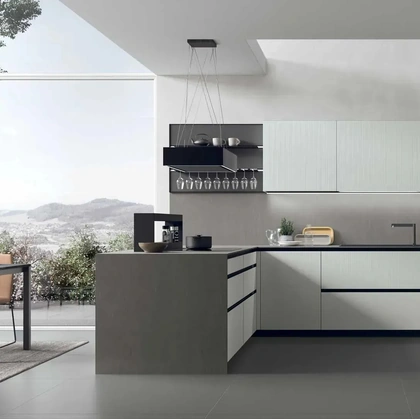 Modern Kitchen with Aliant 06 Peninsula by Stosa