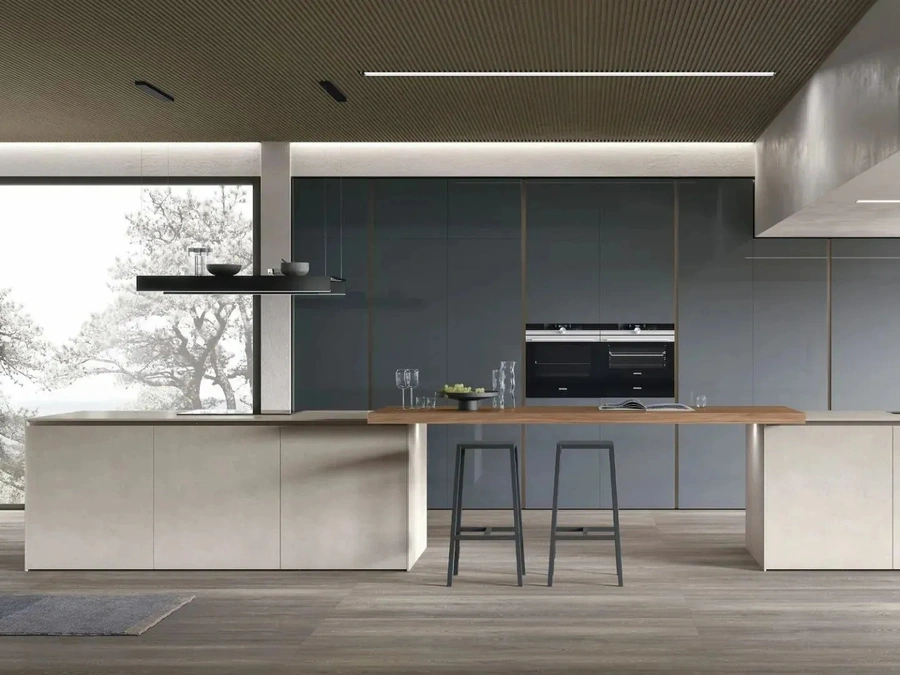 Modern Kitchen with Aliant 07 Island by Stosa