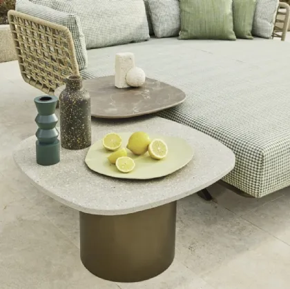 Armàn coffee table in terrazzo finish by Roberti.