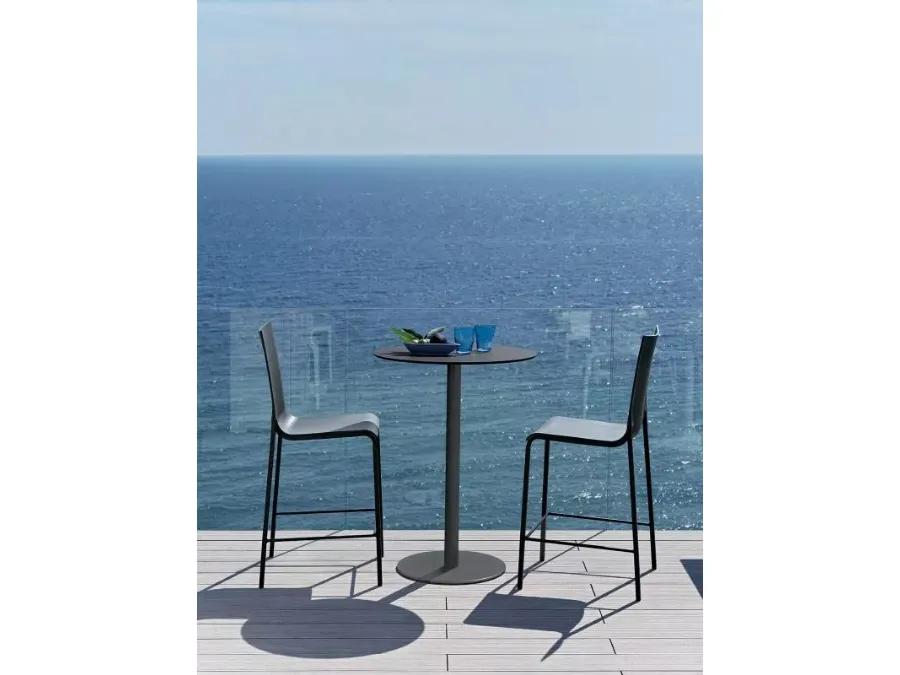 Tall Rico Outdoor Side Table in lacquered steel by Bontempi