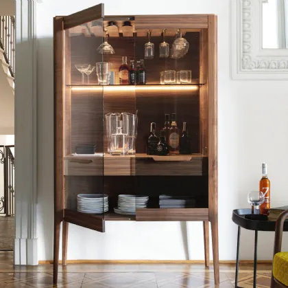 Mobile container Atlas Bar in canaletto walnut and glass doors by Porada.