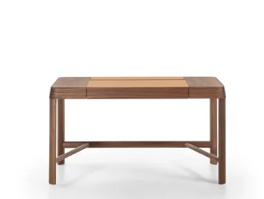 Beo wooden desk by Porada