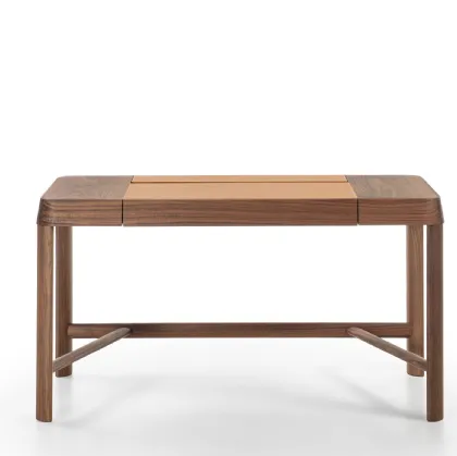Beo wooden desk by Porada