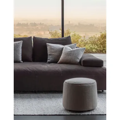 Pouf Pond in upholstered fabric by Desirèe