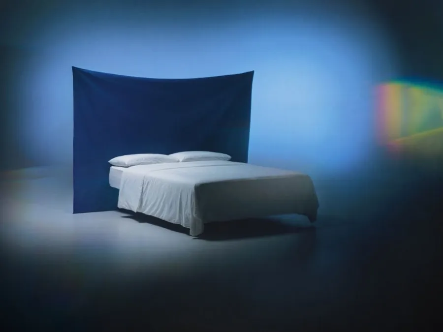 Backdrop Bed by Bolzan Letti