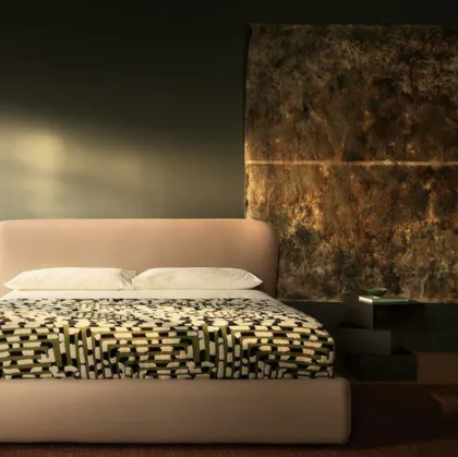Corolle padded bed by Bolzan Letti.