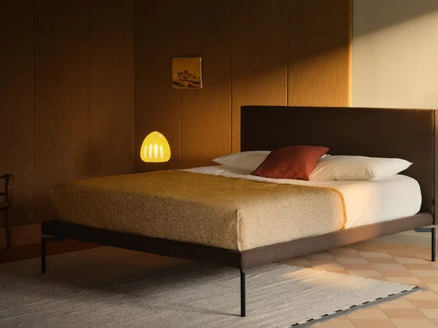 Bed with upholstered headboard Metropolitan by Bolzan Letti.