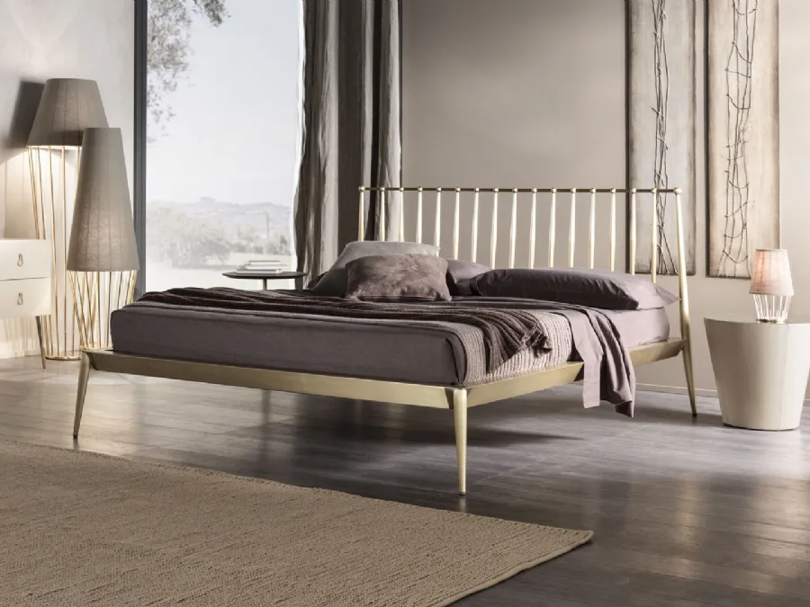 Conico bedside table in leather by Cantori