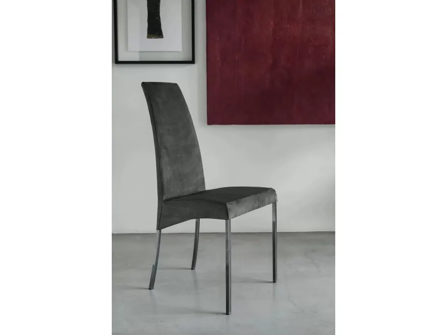 Aida chair in eco-friendly nubuck leather by Bont