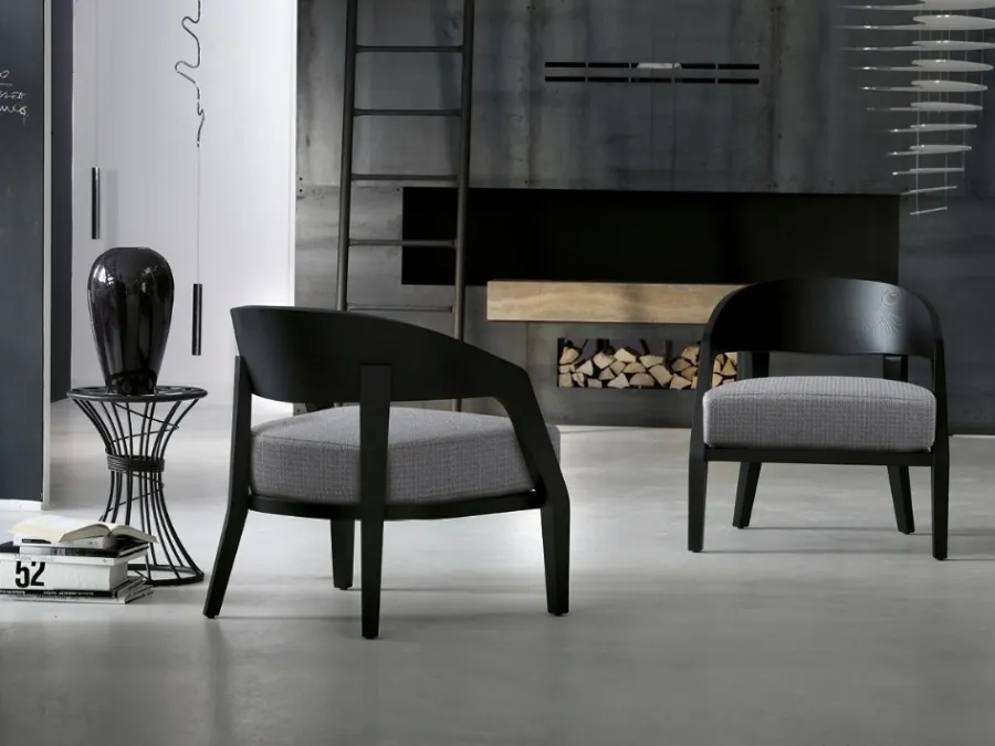 Alba armchair by Porada