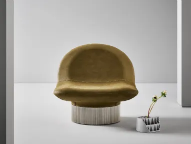 Amour leather armchair by Bonaldo