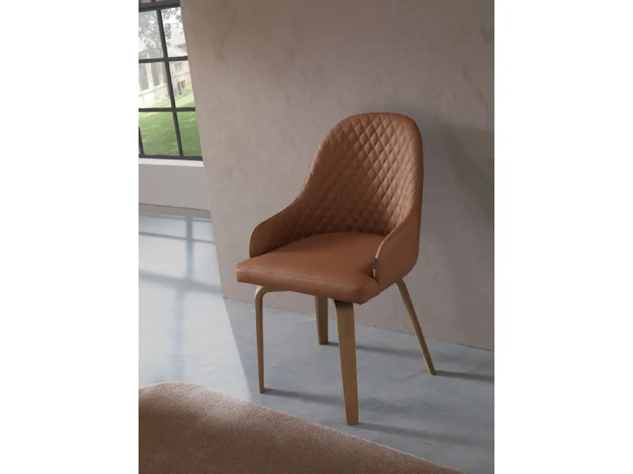 Athena leather chair with wooden legs by Ozzio.