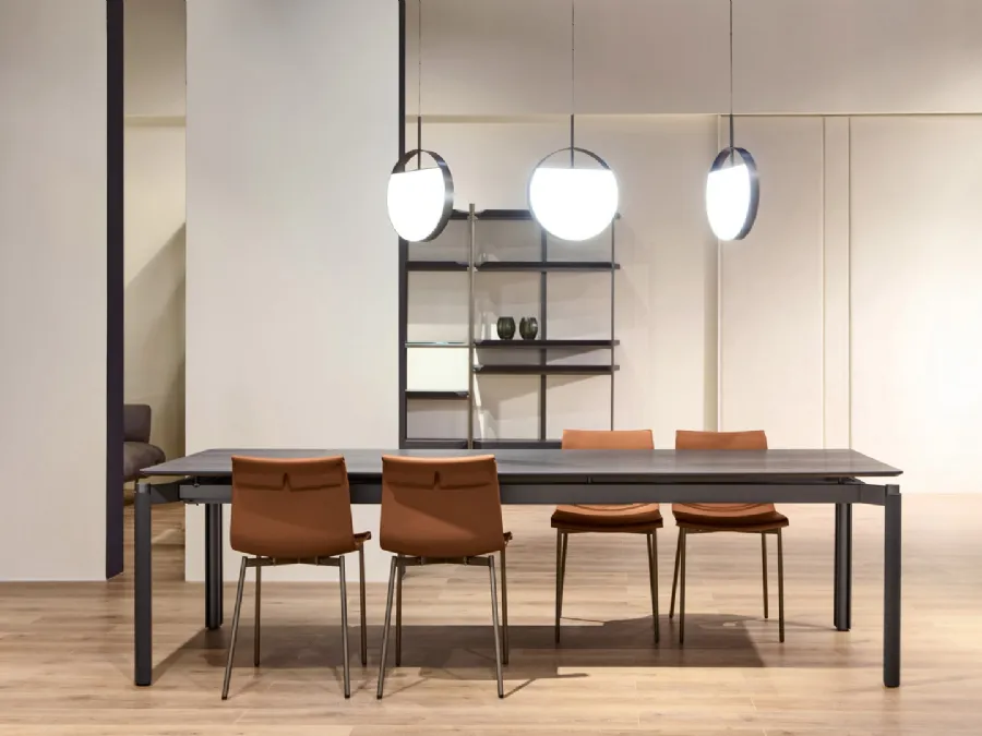 Cantori's Circe leather chair.