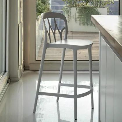 Galaxy stool in polypropylene by Bontempi