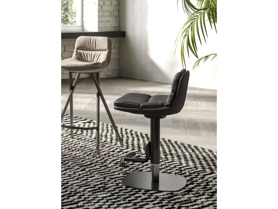 Morfeo stool by Ozzio