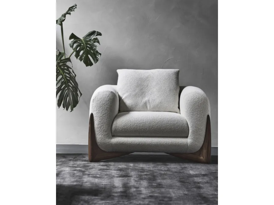 Softbay armchair by Porada