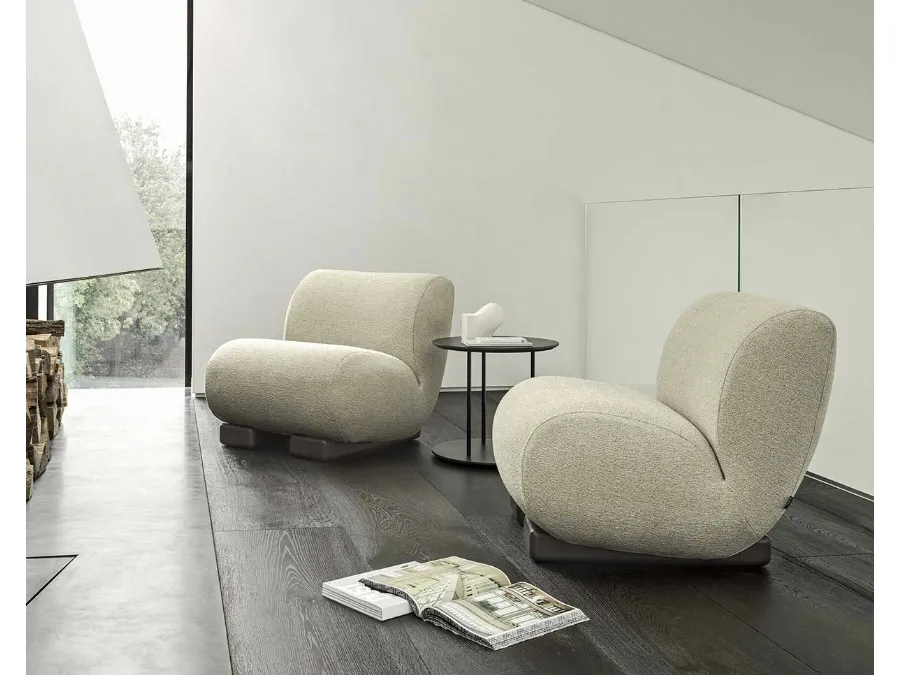 Wallaby armchair in upholstered fabric by Ditre Italia