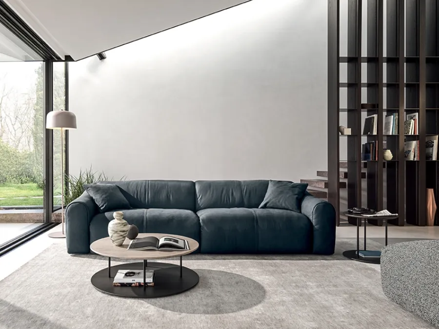 Daily leather sofa by Ditre Italia.