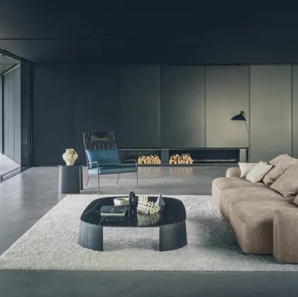 Dorvan leather linear sofa by Desirèe.