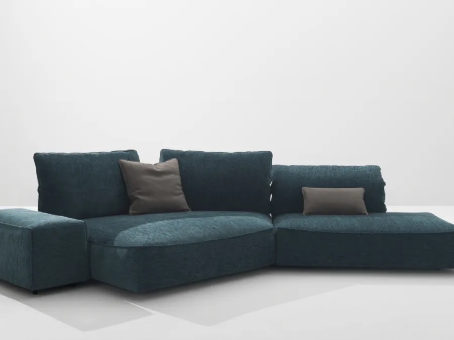 Mose sofa with chaise by Desirèe