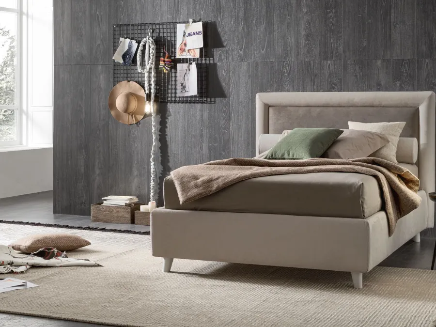 Chloe padded bed by V&Nice.