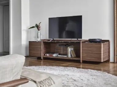 Akeru TV mobile TV stand by Porada