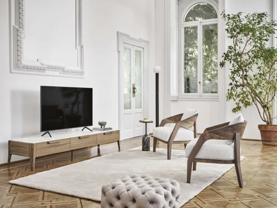 Porada's Atlante TV media unit