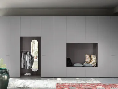 Alfa wardrobe with niche by Novamobili