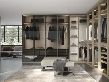 Wardrobe cabinet by Fimar.