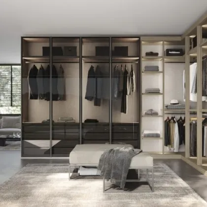 Wardrobe cabinet by Fimar.