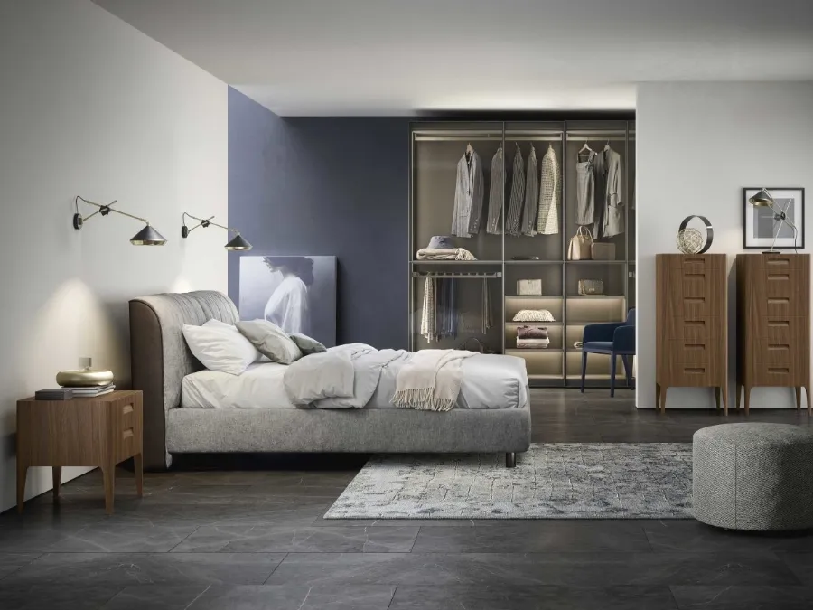 Layer sliding wardrobe by Novamobili