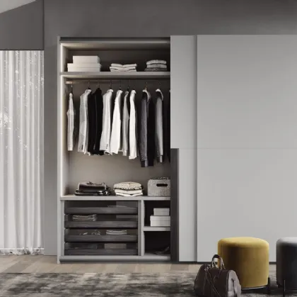 Wardrobe with sliding door. Brand Fimar.