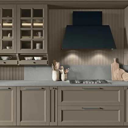Linear Classic Kitchen Beverly 05 by Stosa