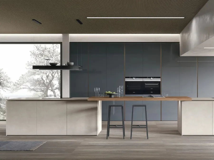 Modern kitchen with double Aliant 04 island by Stosa