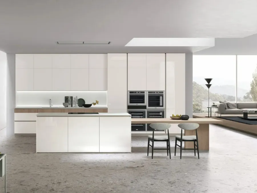 Modern Kitchen with Aliant 05 Island by Stosa