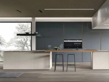 Modern Kitchen with Aliant 07 Island by Stosa