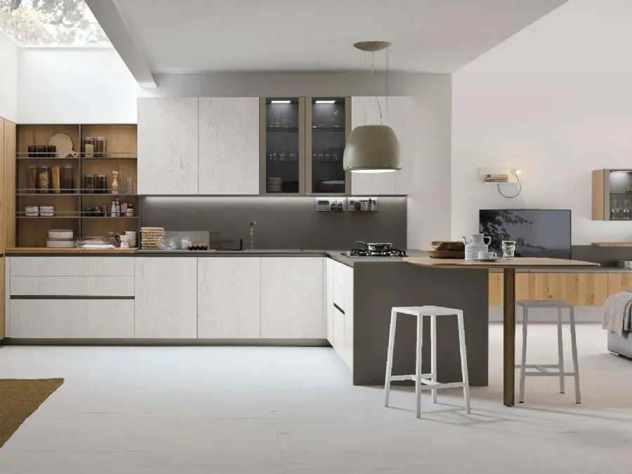 Modern kitchen with Natural 12 peninsula by Stosa