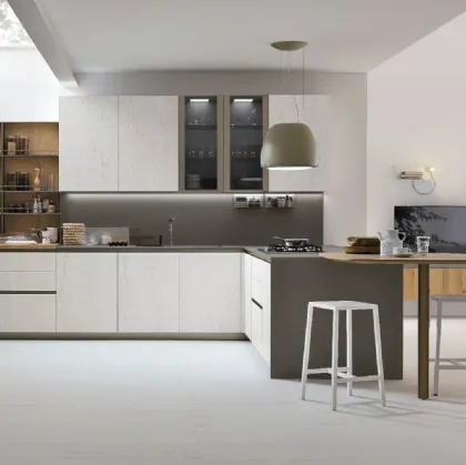 Modern kitchen with Natural 12 peninsula by Stosa