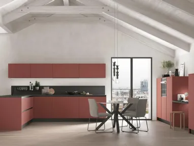 Modern kitchen with peninsula Young 06 by Stosa