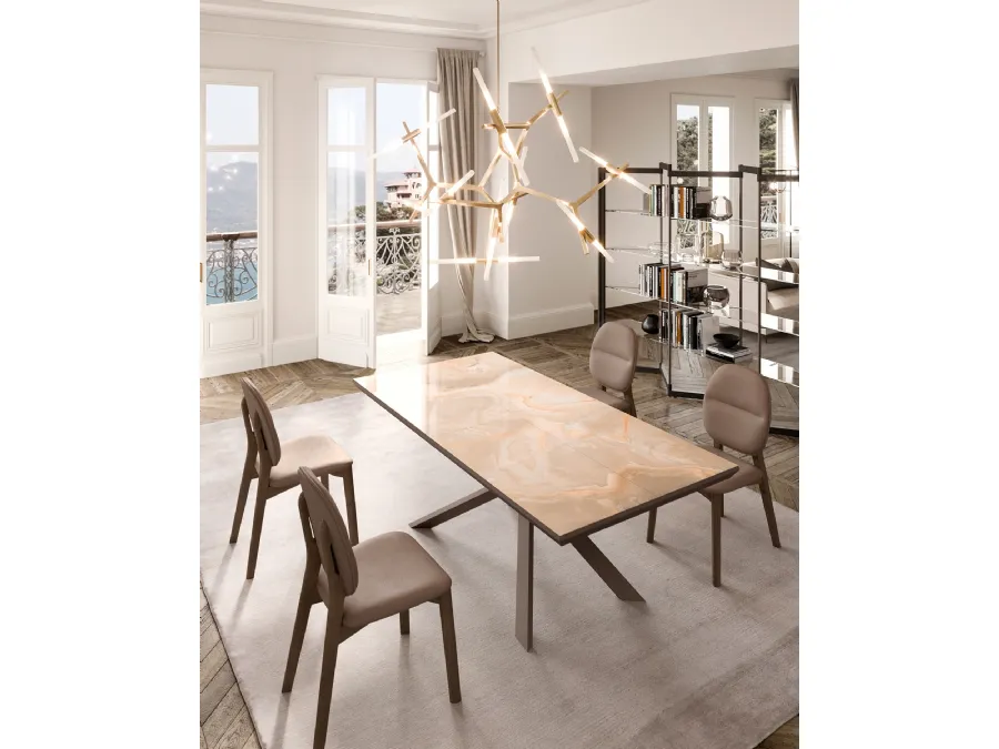 Extendable table 4x4 in Marble Glass by Ozzio.